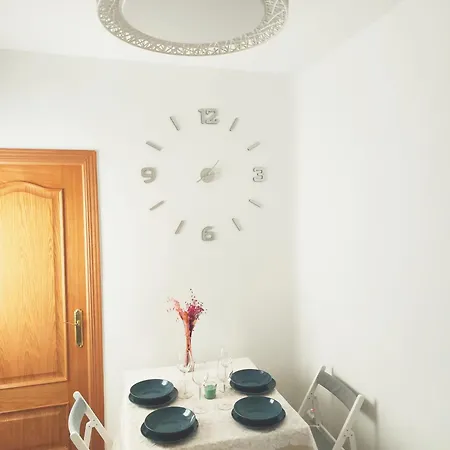 Skytitan House Apartment Madrid Exterior photo
