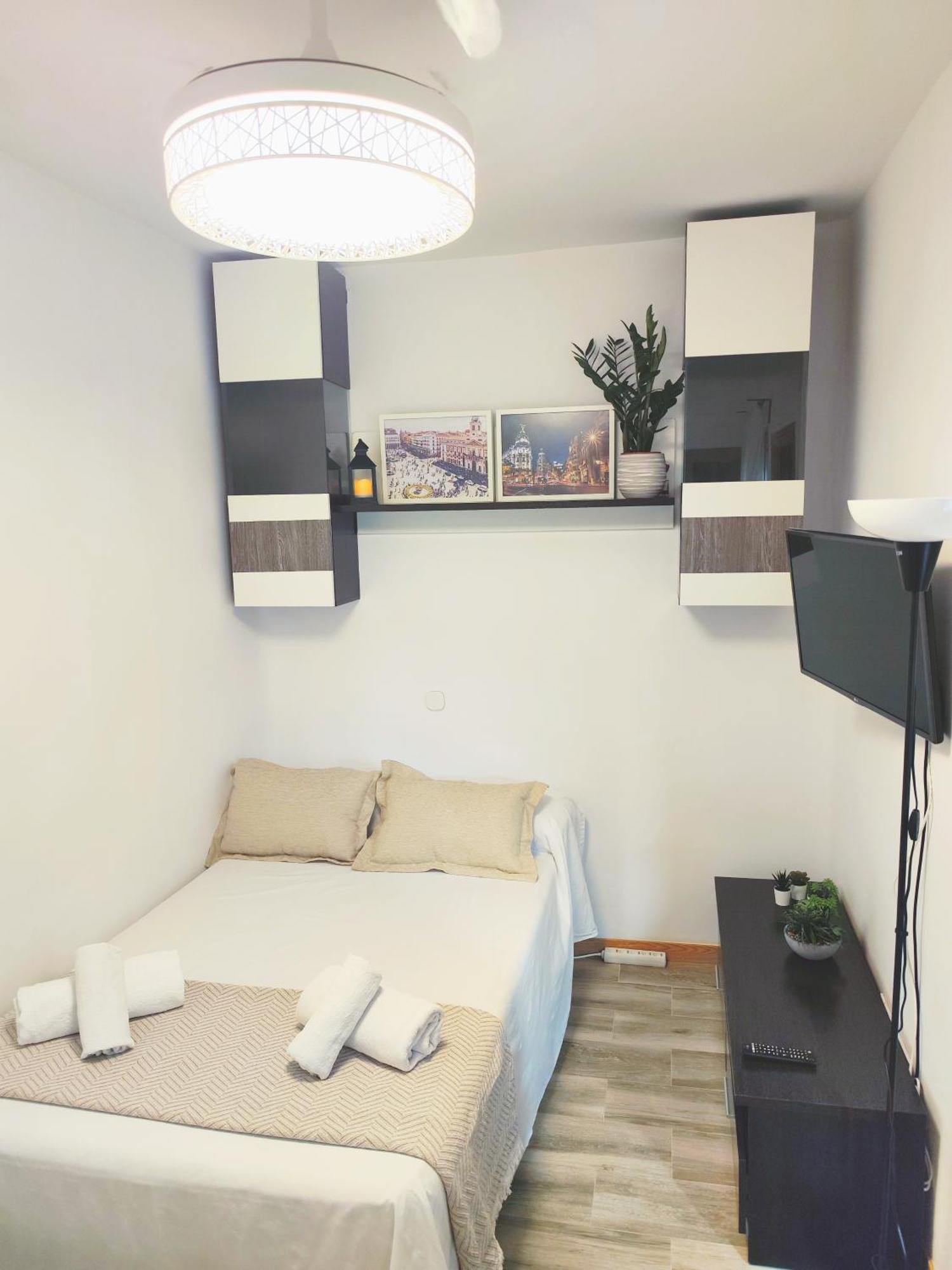 Skytitan House * Madri
