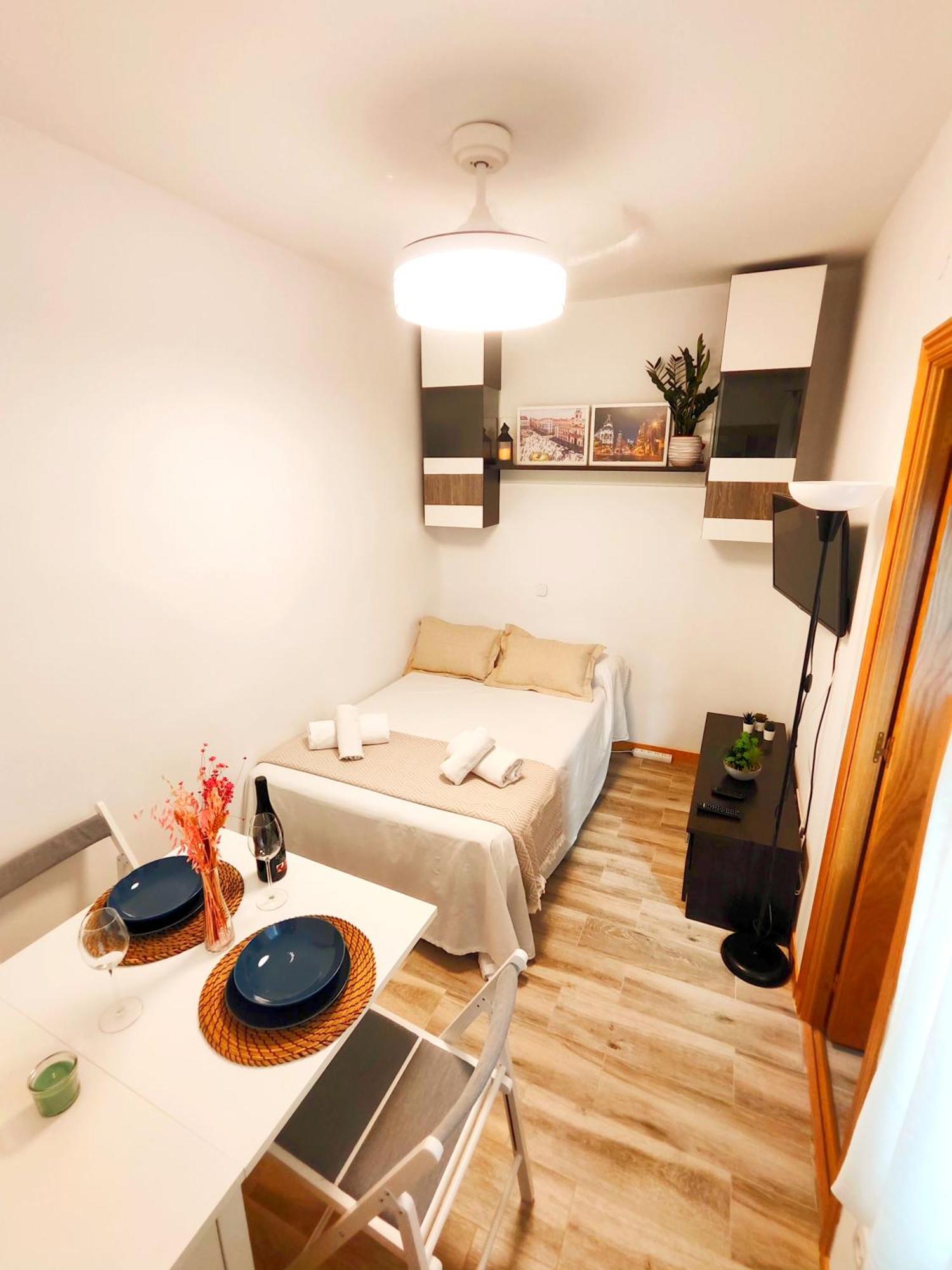 Skytitan House * Madri