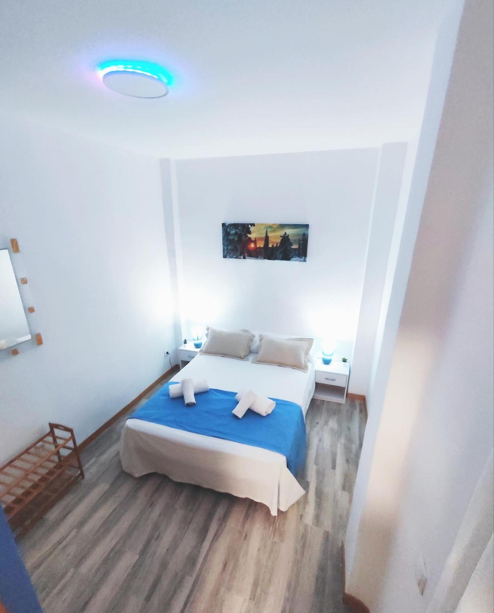 Skytitan House * Madri