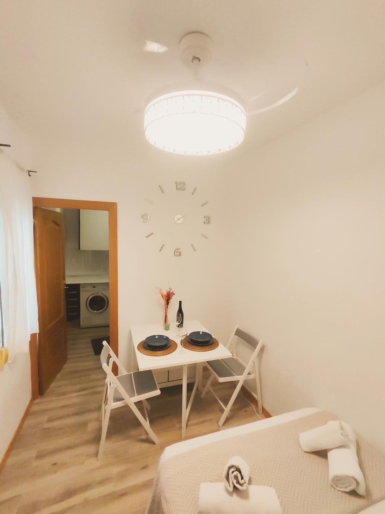 Skytitan House Appartement *